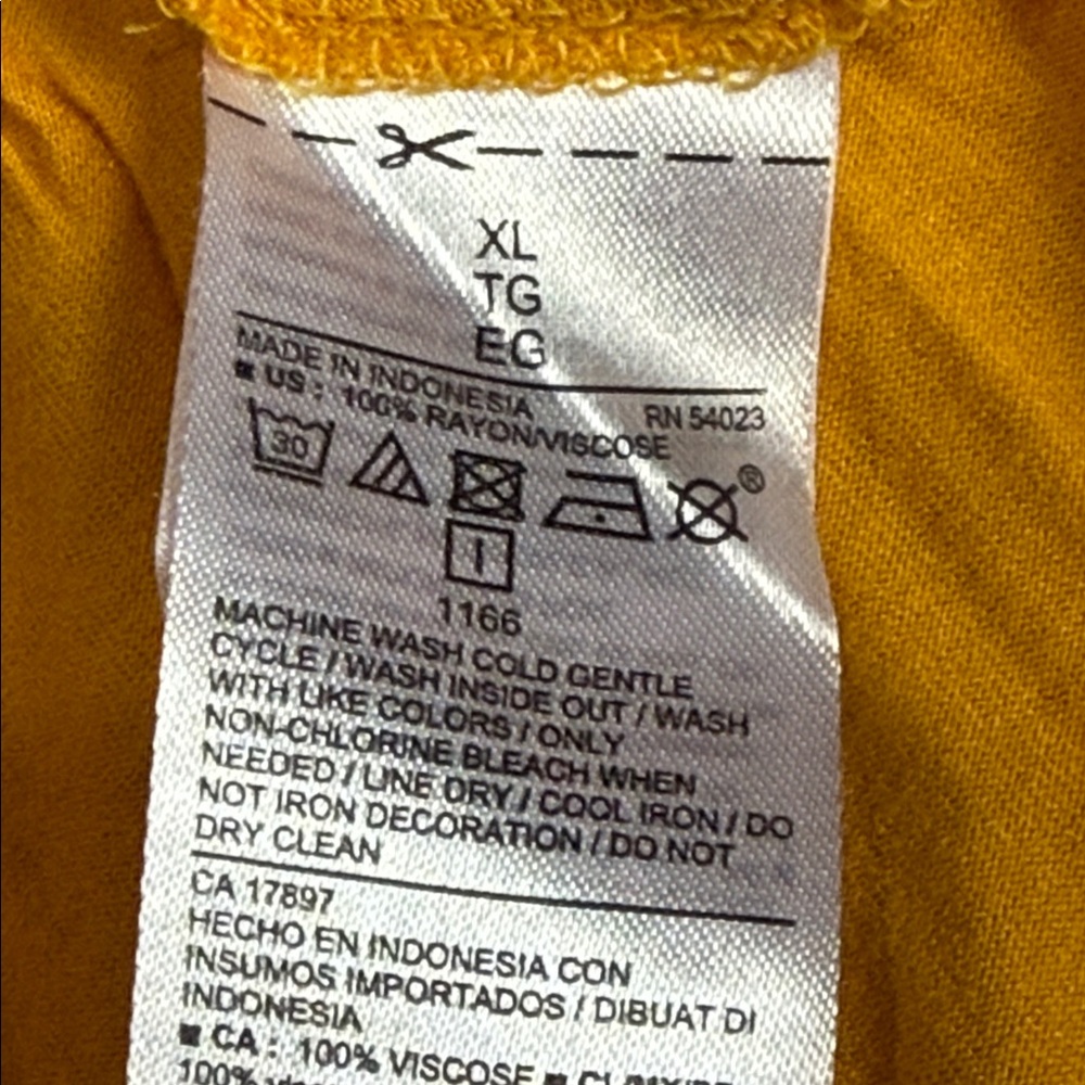 Old Navy Yellow Graphic Tank Top (XL) ☀️ - Picture 5 of 7